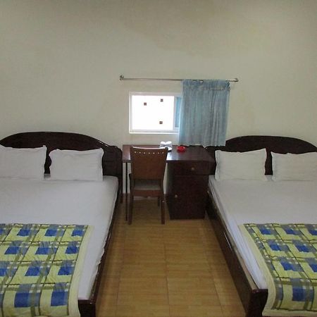 Hung Thinh Hotel Куи Нхон Екстериор снимка