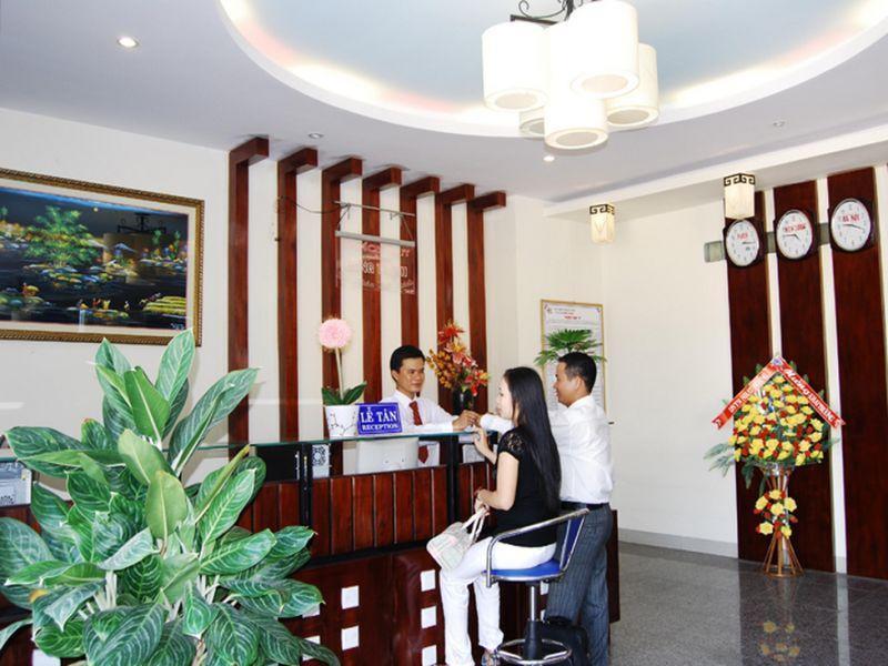 Hung Thinh Hotel Куи Нхон Екстериор снимка