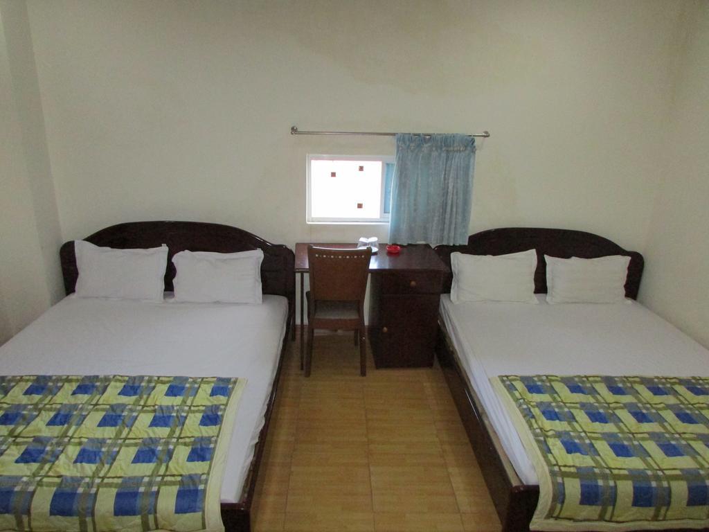 Hung Thinh Hotel Куи Нхон Екстериор снимка