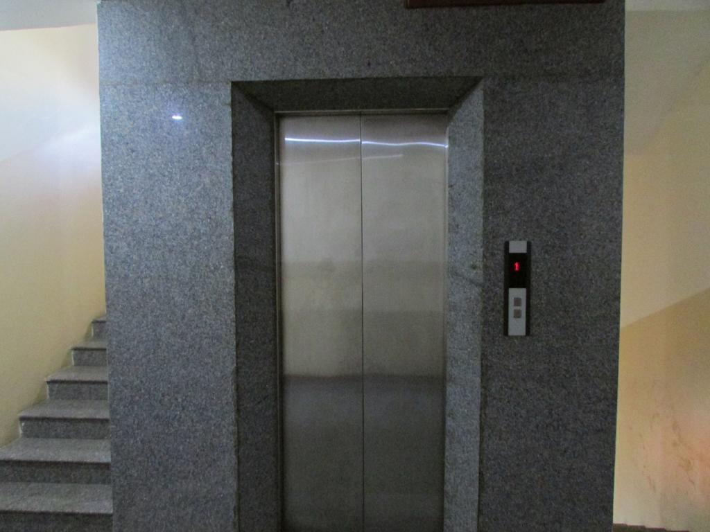 Hung Thinh Hotel Куи Нхон Екстериор снимка